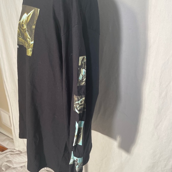 Geeknet Star Wars Grogu Unisex Long Sleeve T-Shirt GameStop Exclusive - Picture 2 of 5